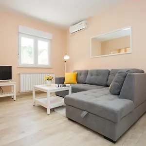 Ivana Apartment Labin (Istria)