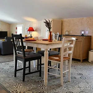 Le Pigeonnier Apartment Malaucène